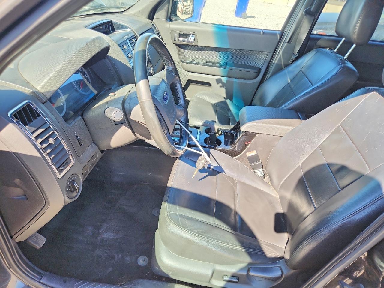 2011 FORD ESCAPE LIMITED photo 7