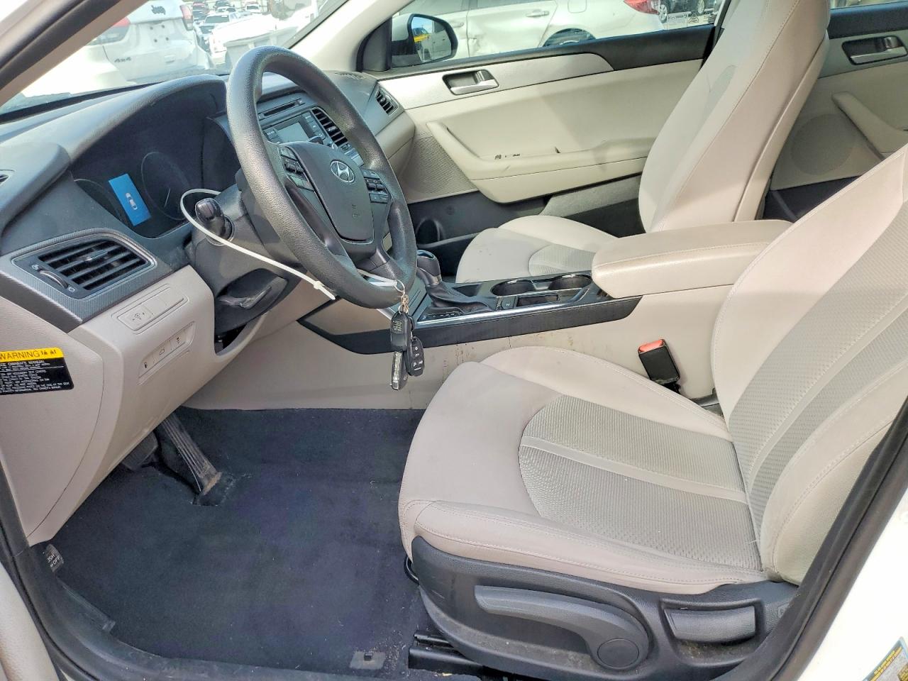 2016 HYUNDAI SONATA BASE photo 13