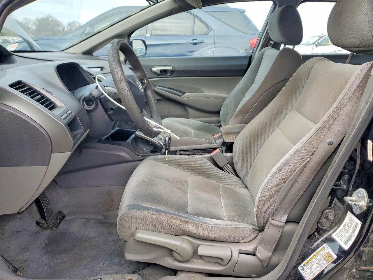 2011 HONDA CIVIC LX photo 13