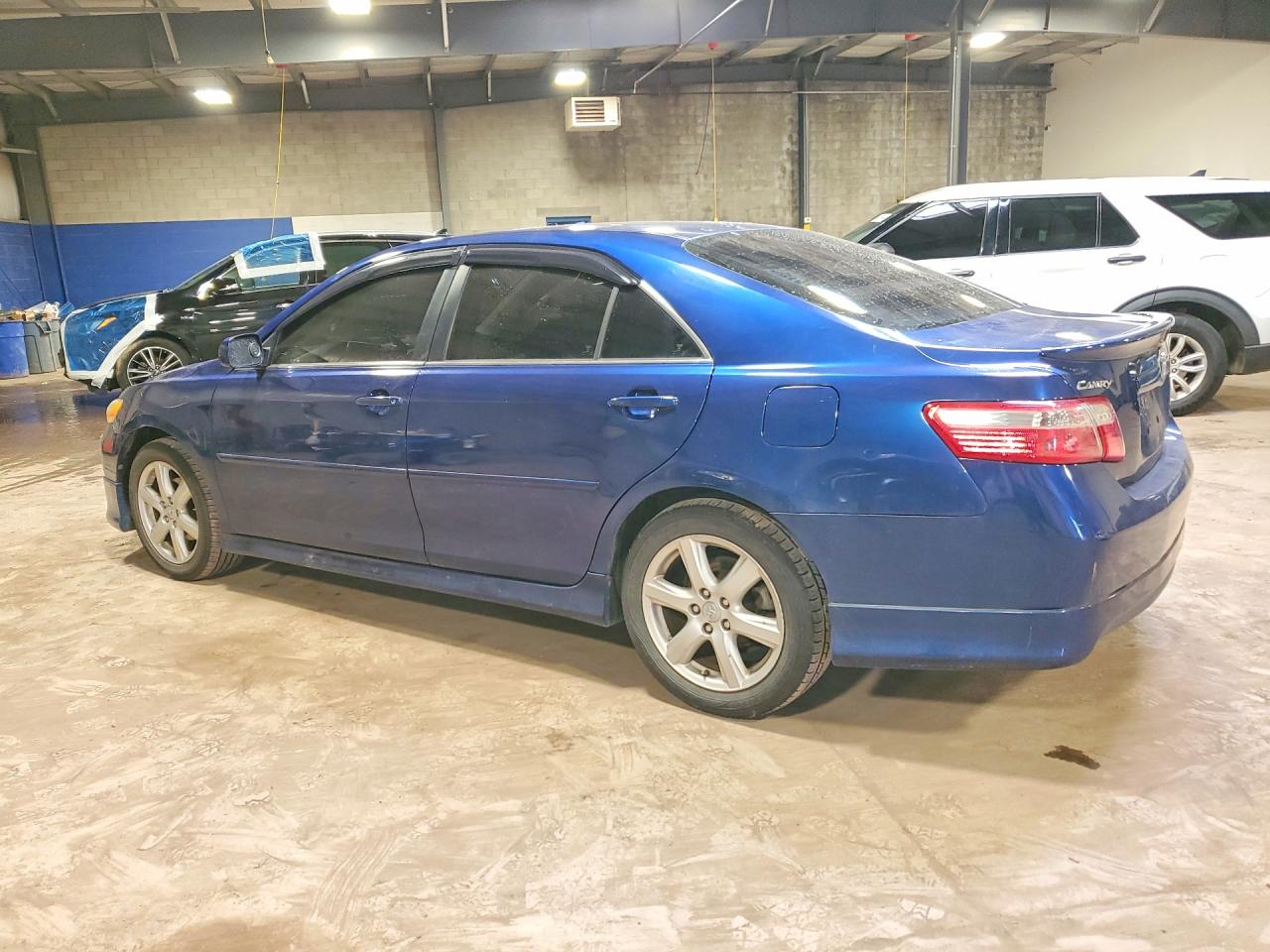 2007 TOYOTA CAMRY SE photo 3