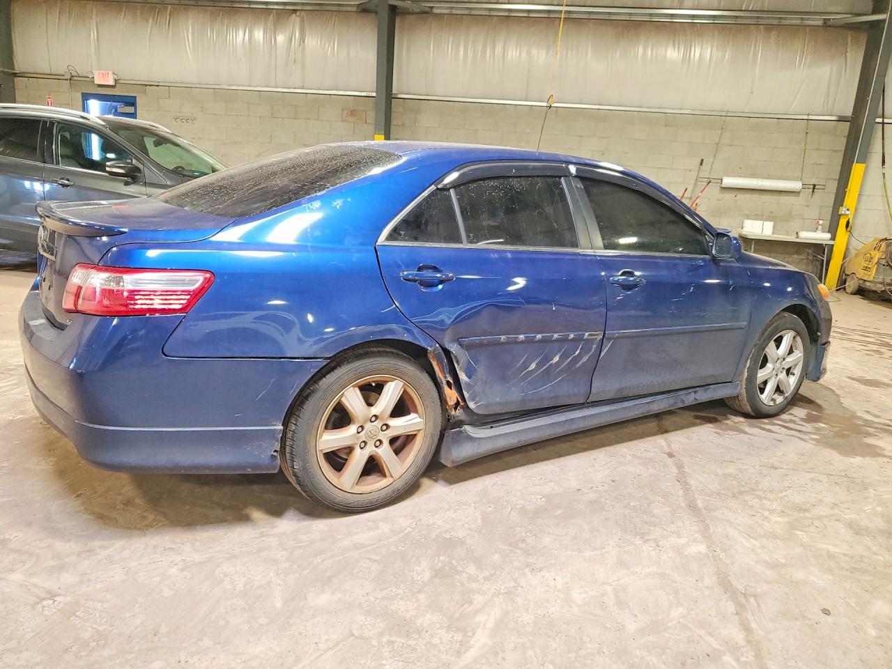2007 TOYOTA CAMRY SE photo 5
