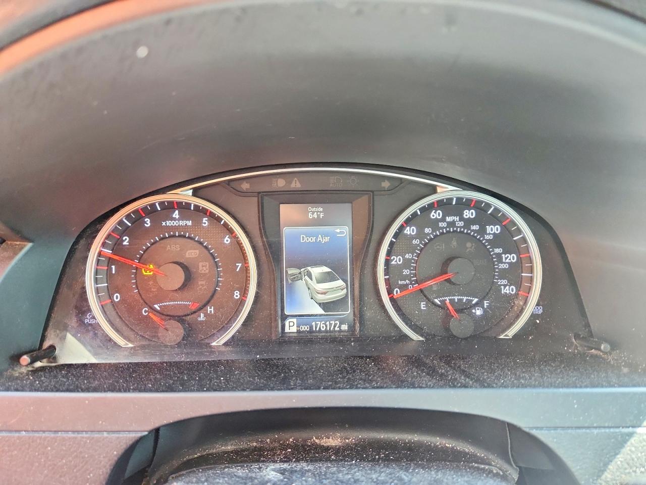 2017 TOYOTA CAMRY SE photo 17