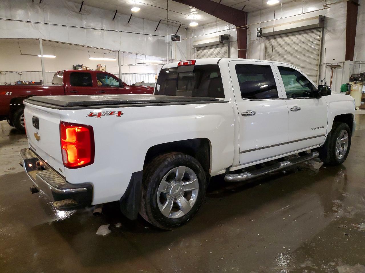 2017 CHEVROLET SILVERADO K1500 LTZ photo 5
