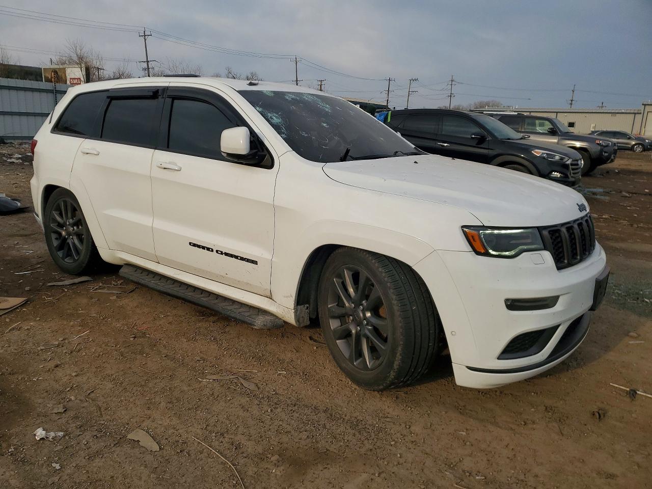 2018 JEEP GRAND CHEROKEE OVERLAND photo 10