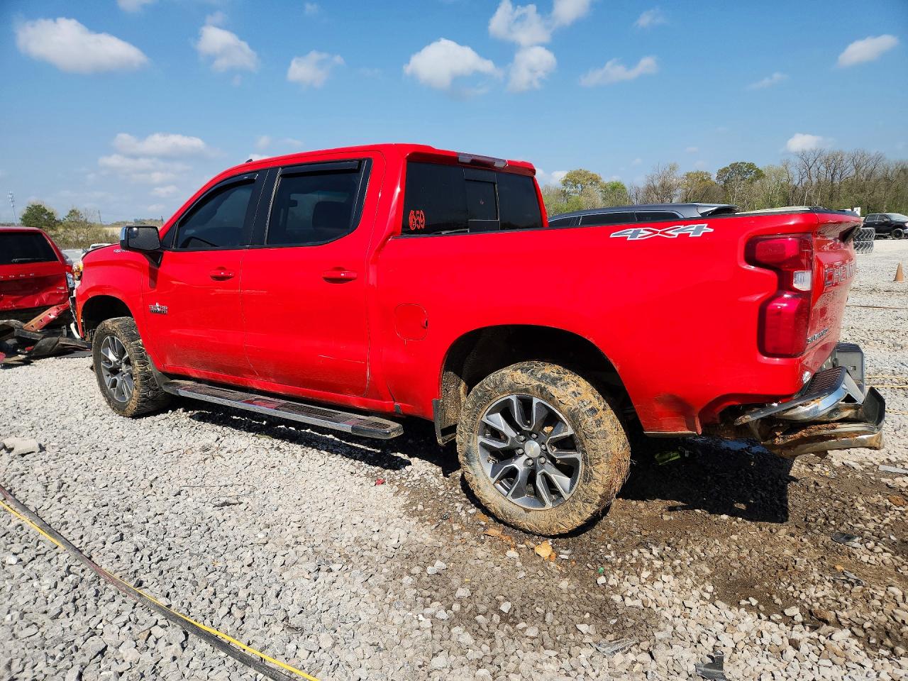 2019 CHEVROLET SILVERADO K1500 LT photo 4