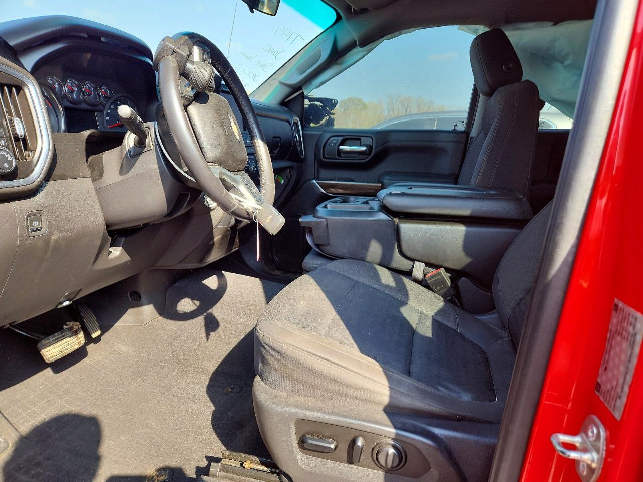 2019 CHEVROLET SILVERADO K1500 LT photo 19