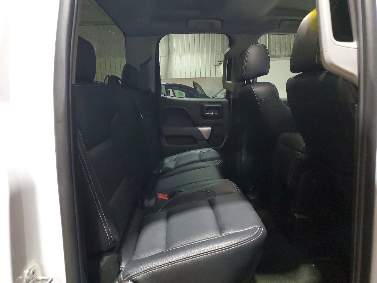 2016 CHEVROLET SILVERADO K1500 LT photo 10