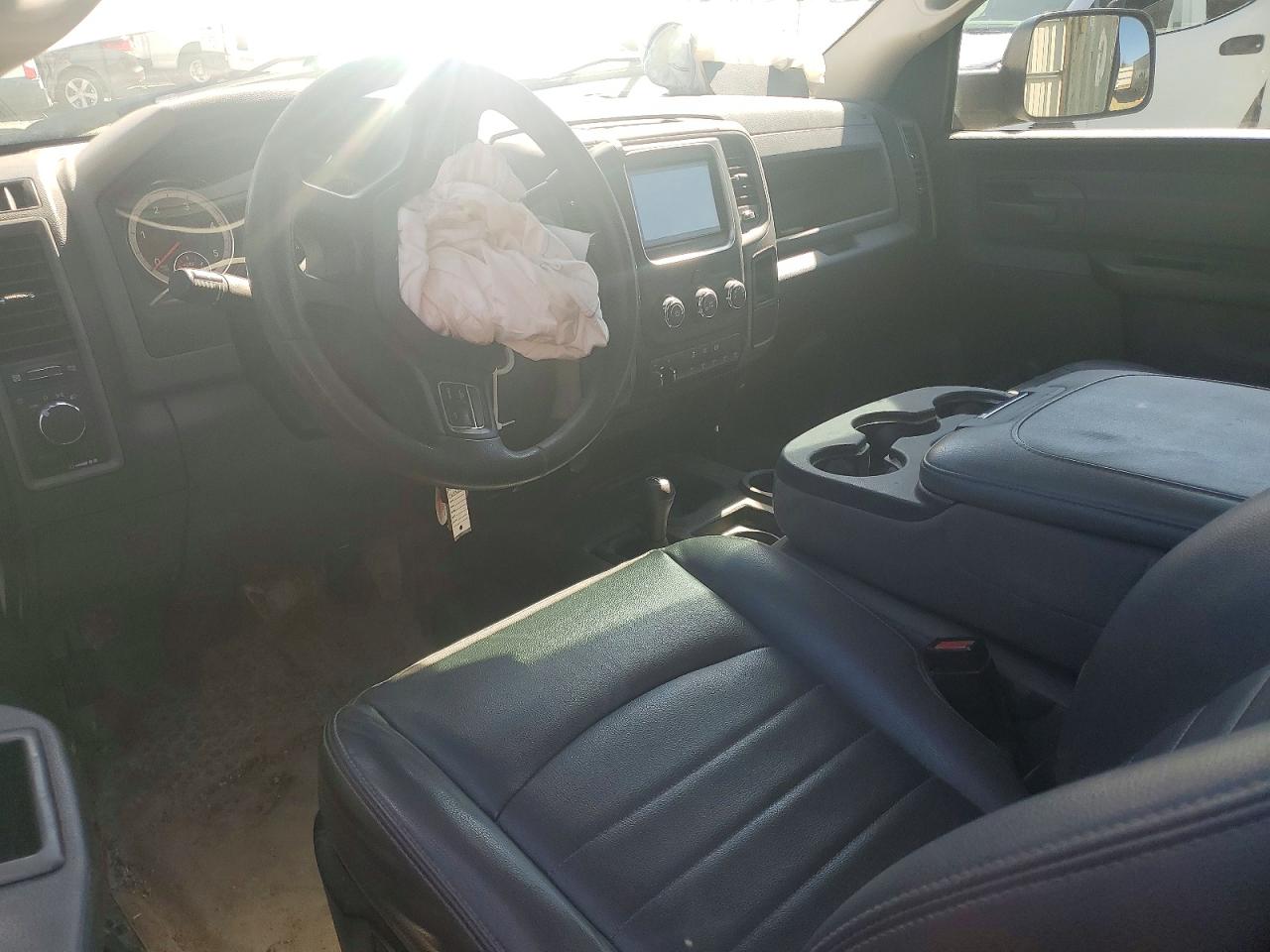 2018 RAM 3500 photo 8