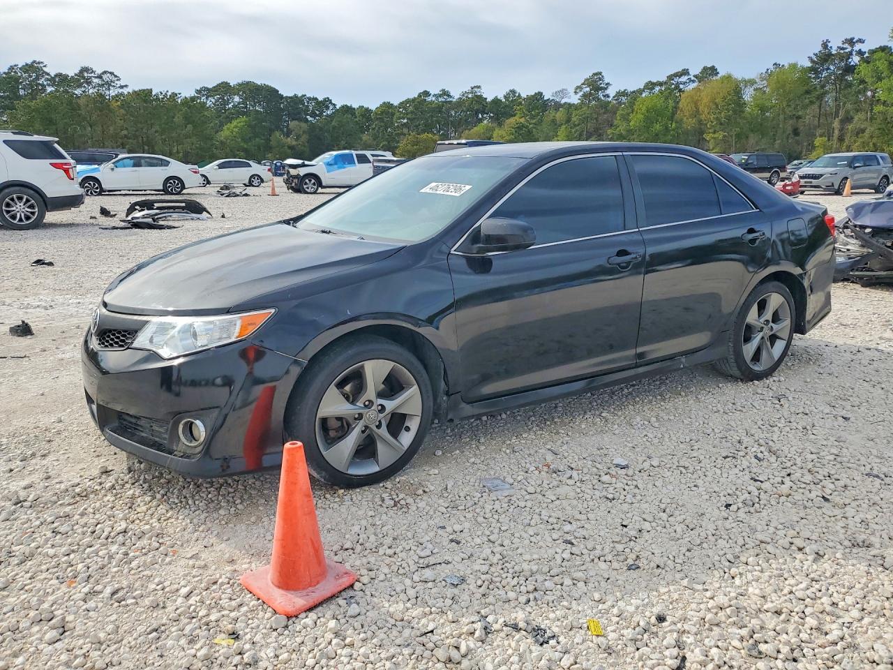2014 TOYOTA CAMRY