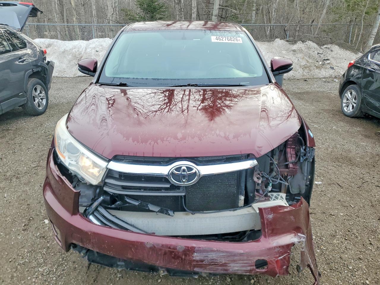 2014 TOYOTA HIGHLANDER LE photo 5