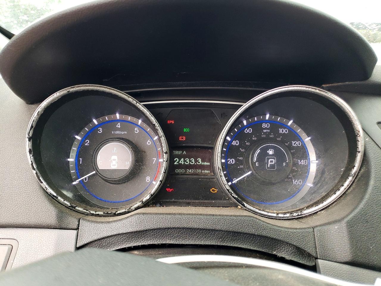 2013 HYUNDAI SONATA GLS photo 17