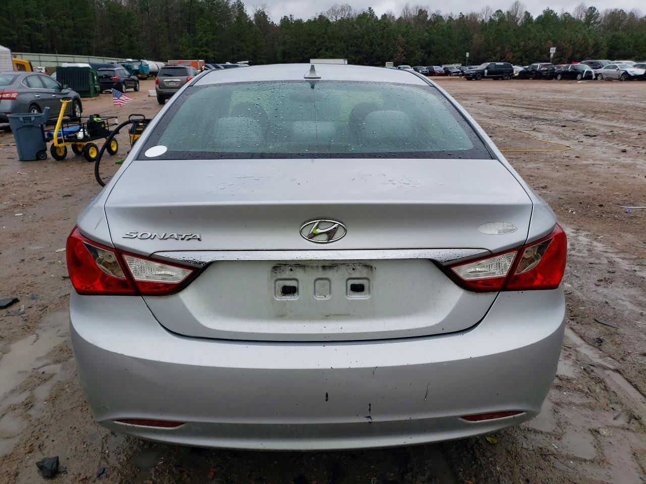 2013 HYUNDAI SONATA GLS photo 11