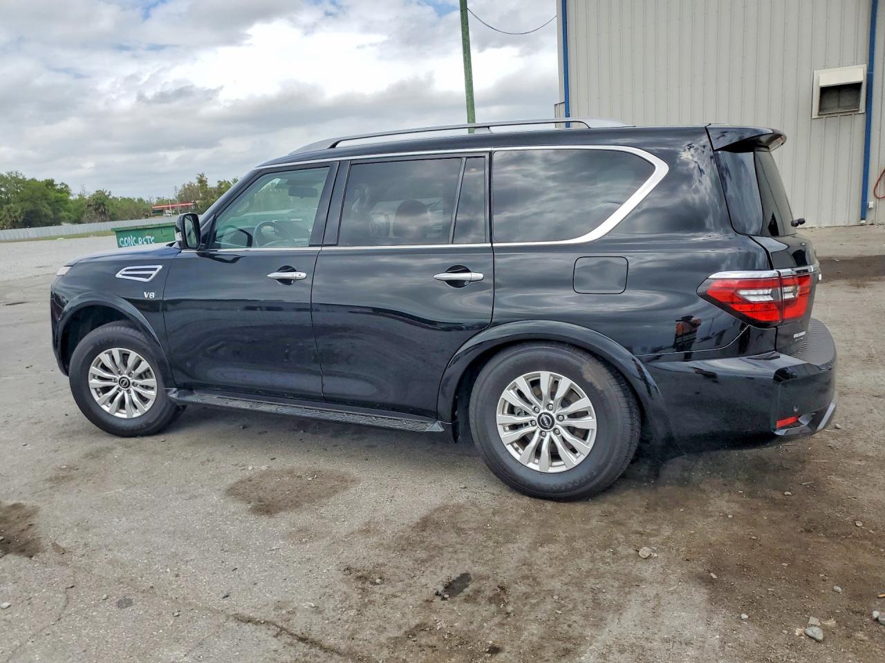 2022 NISSAN ARMADA SV photo 3
