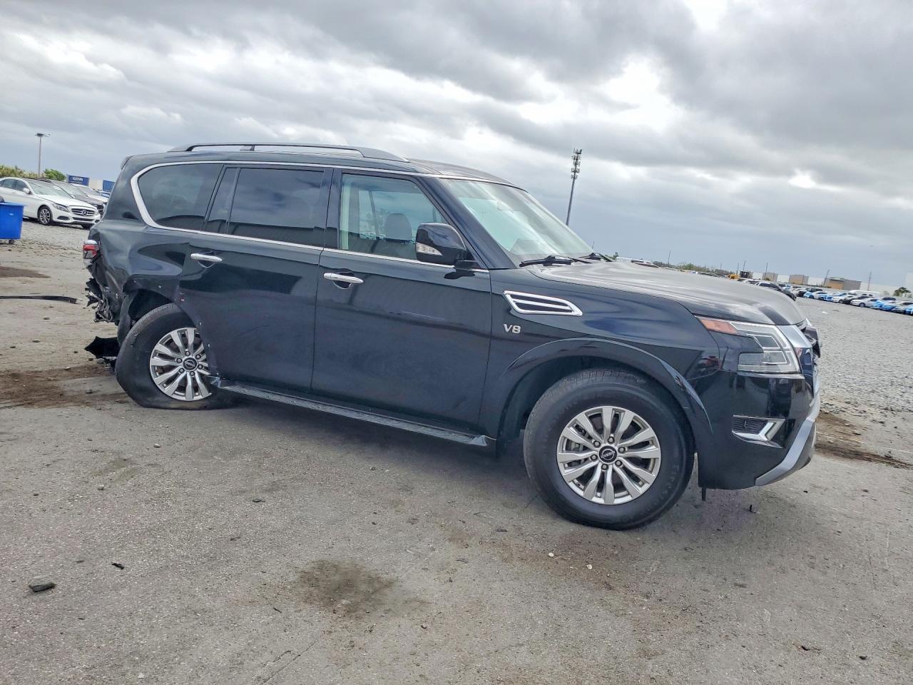 2022 NISSAN ARMADA SV photo 7