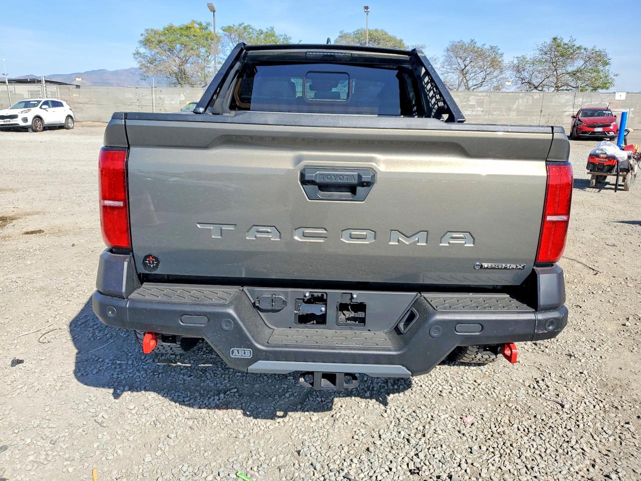 2024 TOYOTA TACOMA TRAILHUNTER HV photo 11