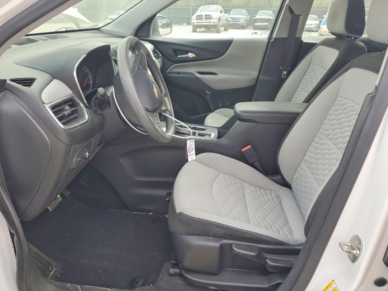 2020 CHEVROLET EQUINOX LS photo 13