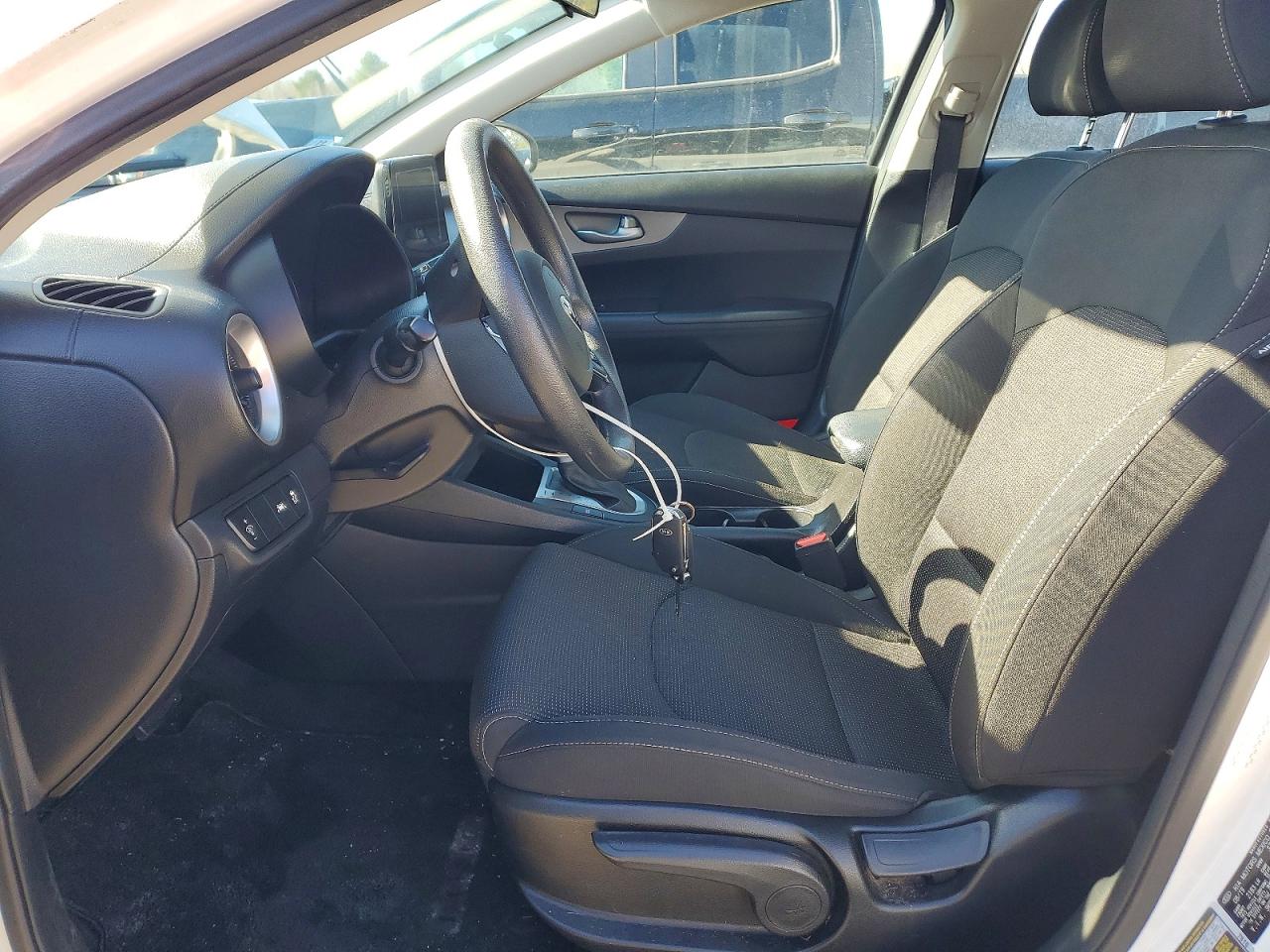 2020 KIA FORTE LXS photo 7