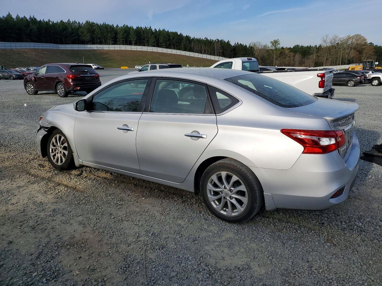 2019 NISSAN SENTRA S photo 3