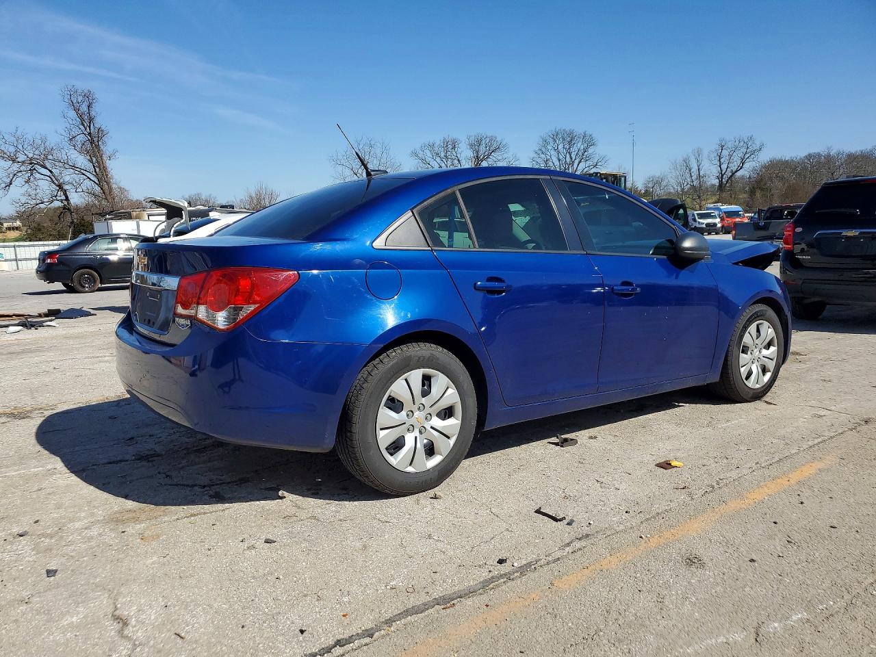 2013 CHEVROLET CRUZE LS photo 5