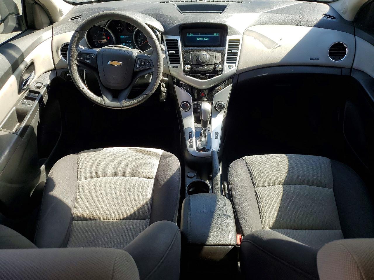 2013 CHEVROLET CRUZE LS photo 15