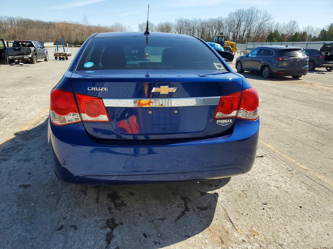 2013 CHEVROLET CRUZE LS photo 11