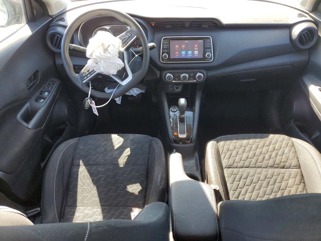 2021 NISSAN KICKS S photo 15