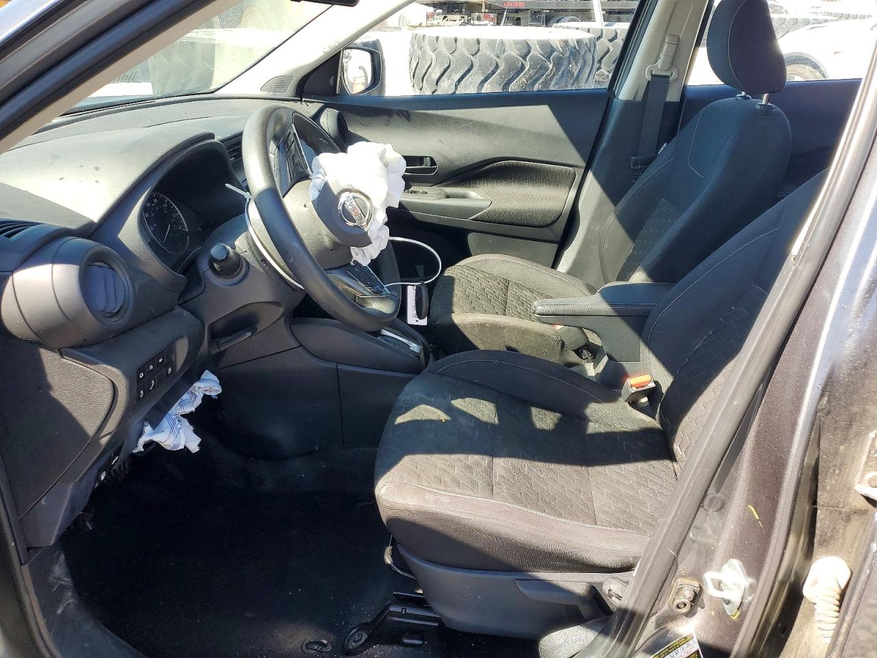 2021 NISSAN KICKS S photo 13