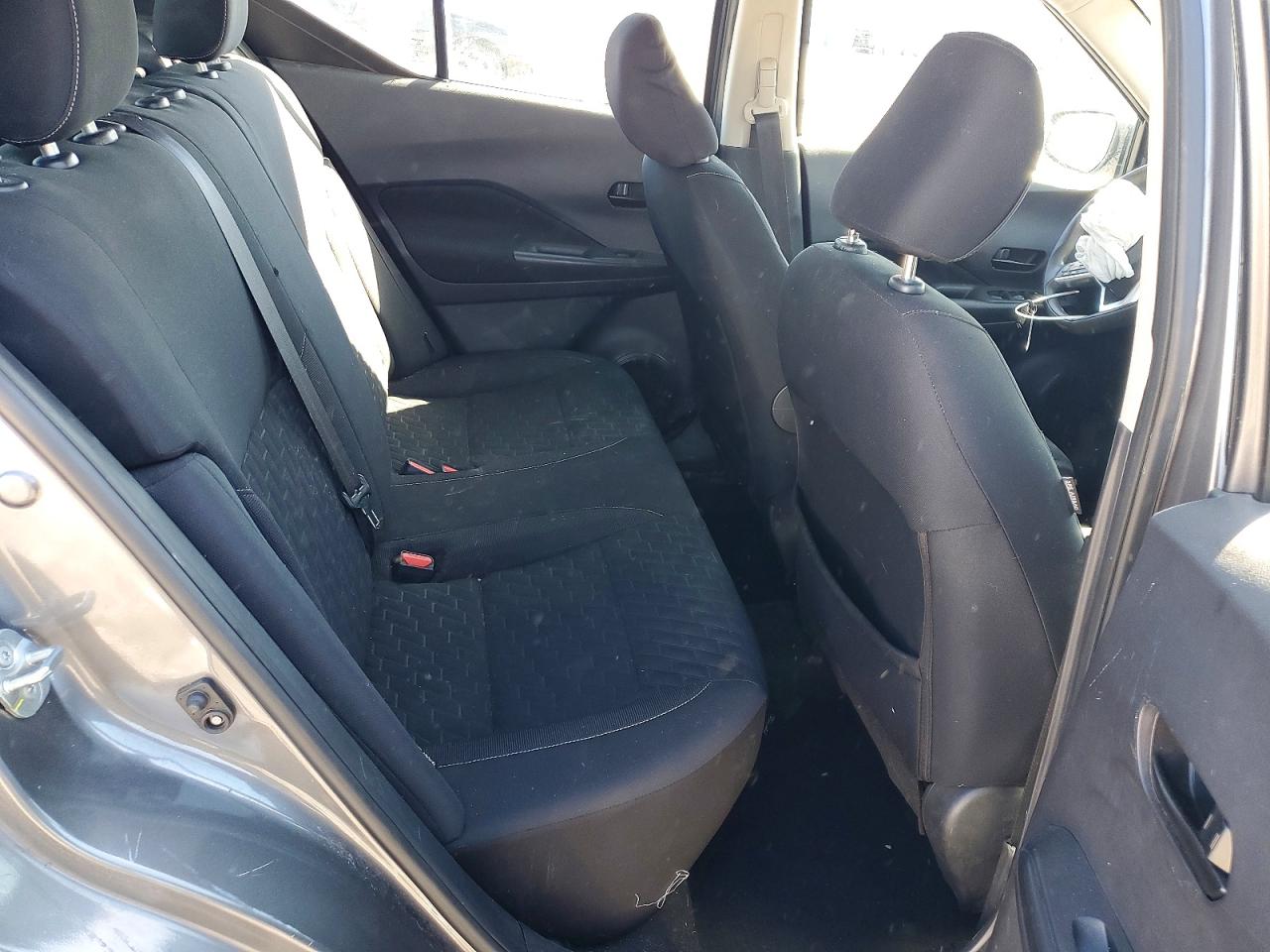2021 NISSAN KICKS S photo 19