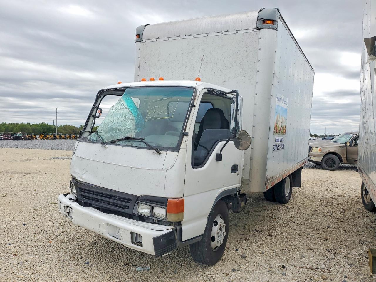 2005 ISUZU NPR