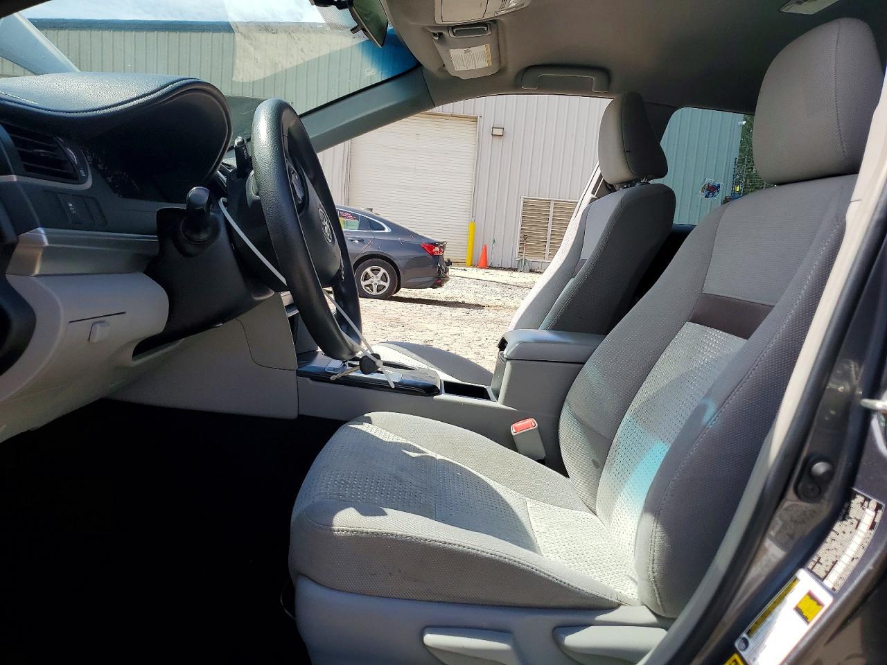 2013 TOYOTA CAMRY L photo 7