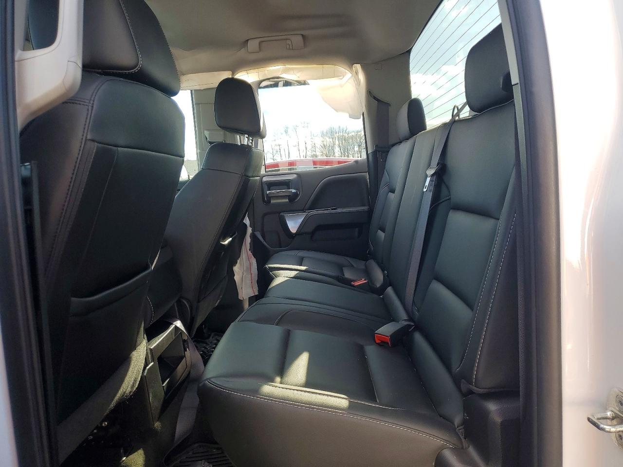 2016 CHEVROLET SILVERADO K1500 LT photo 19
