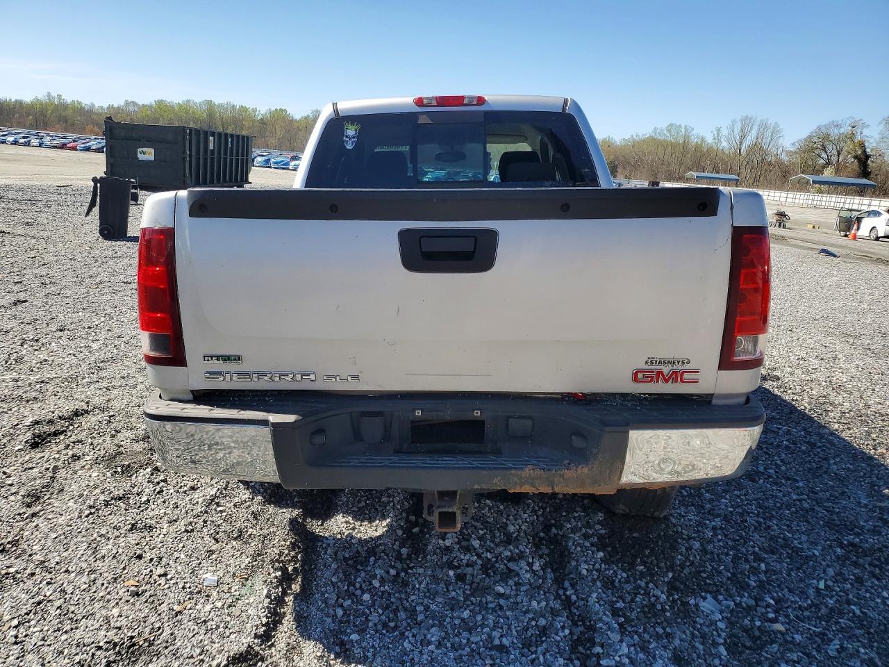 2010 GMC SIERRA K1500 SLE photo 11
