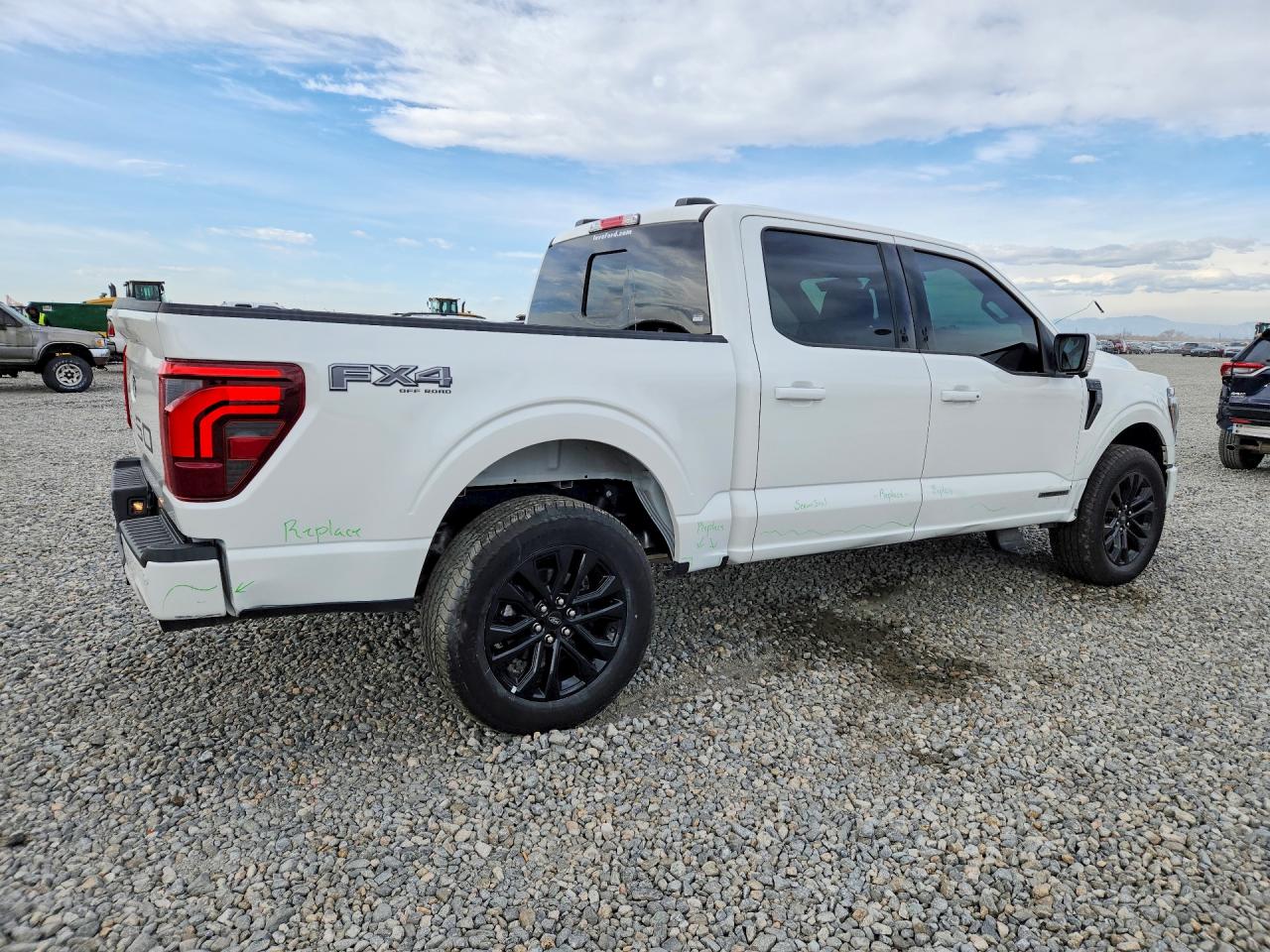 2025 FORD F150 LARIAT photo 5