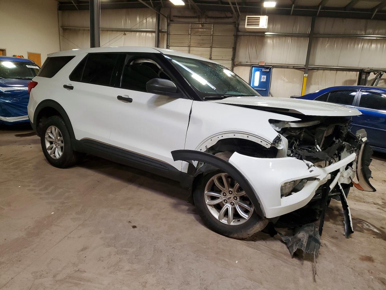 2021 FORD EXPLORER photo 4