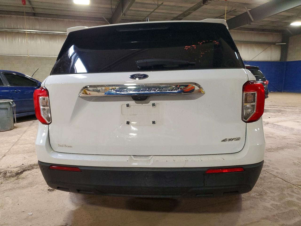 2021 FORD EXPLORER photo 6
