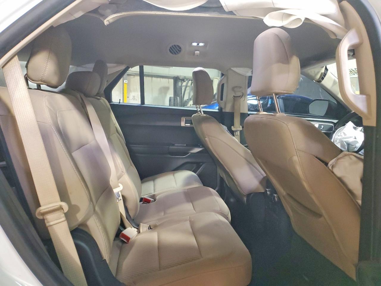 2021 FORD EXPLORER photo 11