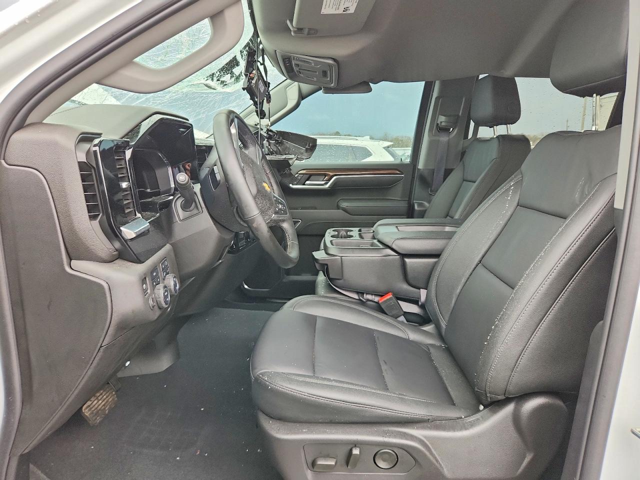 2025 CHEVROLET SILVERADO K1500 LT photo 19