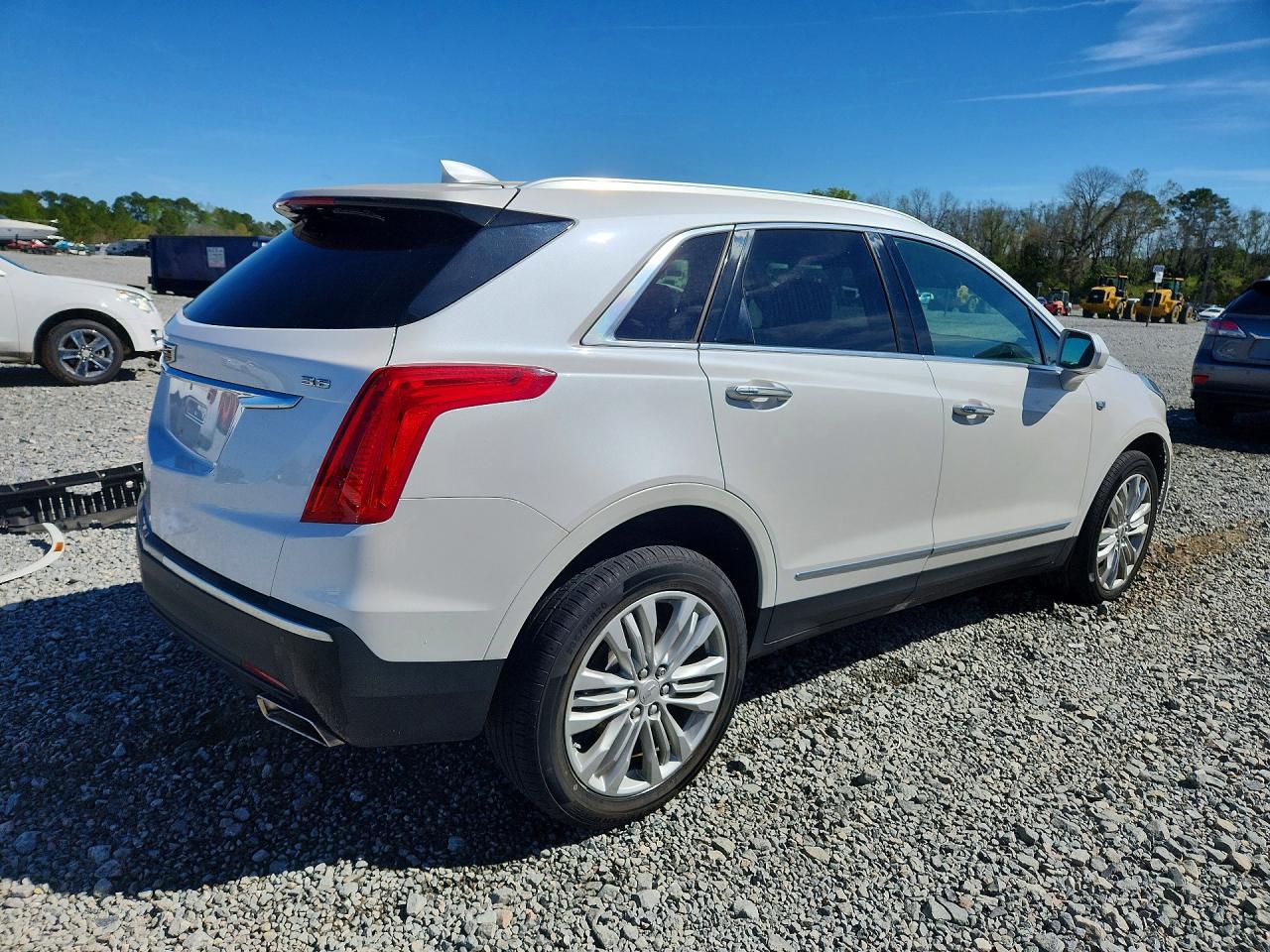 2017 CADILLAC XT5 PREMIUM LUXURY photo 5
