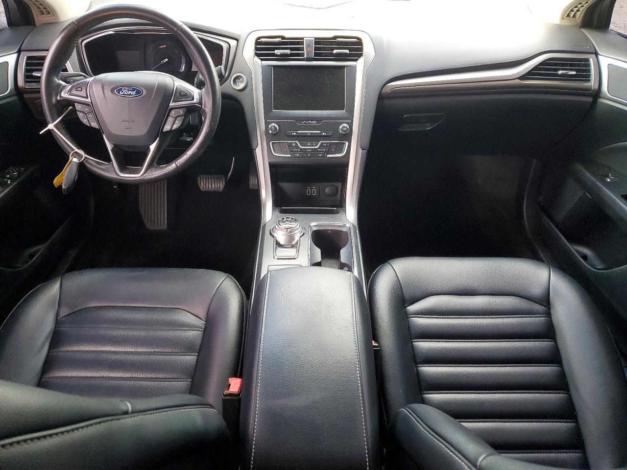 2020 FORD FUSION SEL photo 8