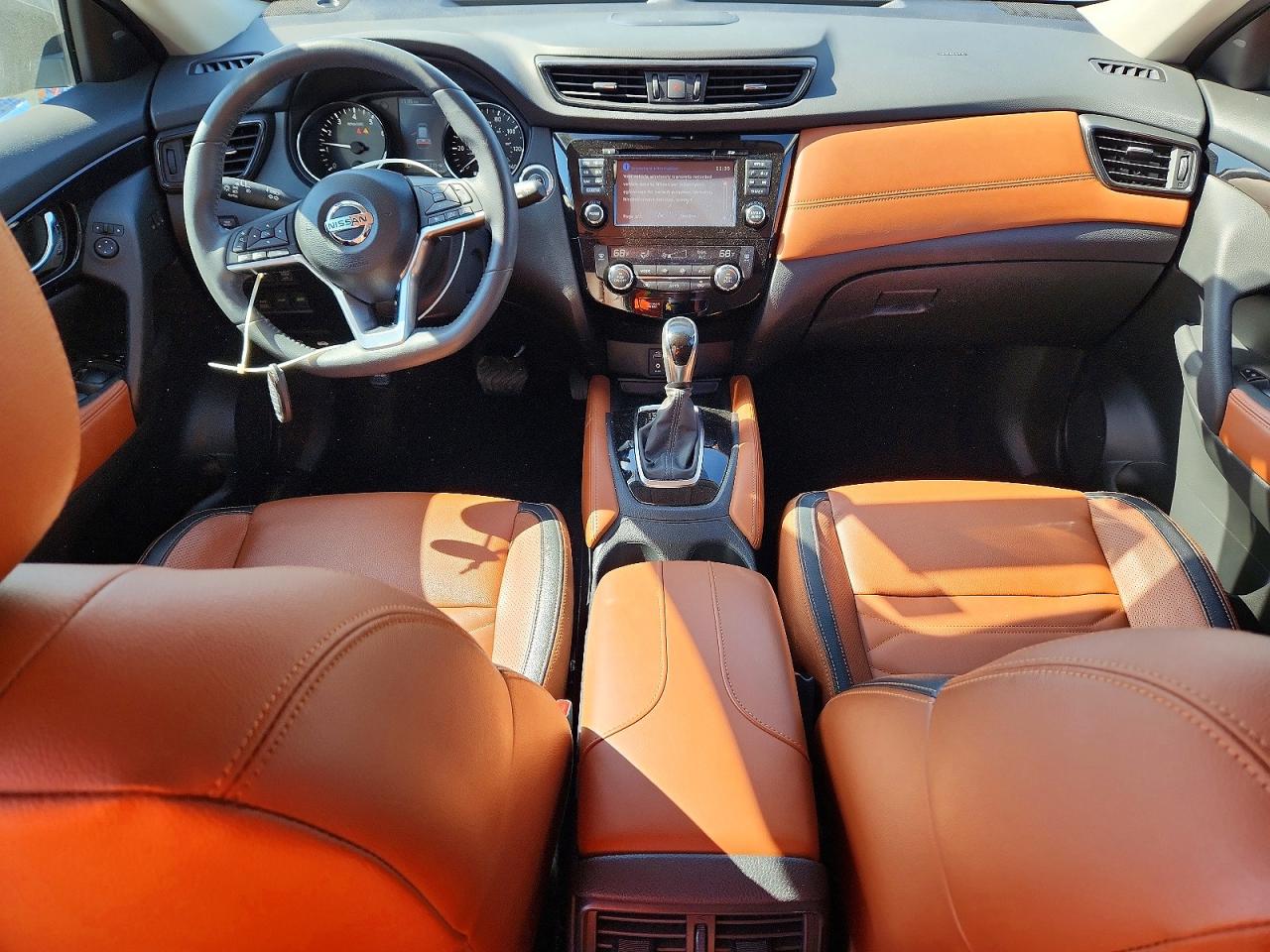 2017 NISSAN ROGUE SL photo 8
