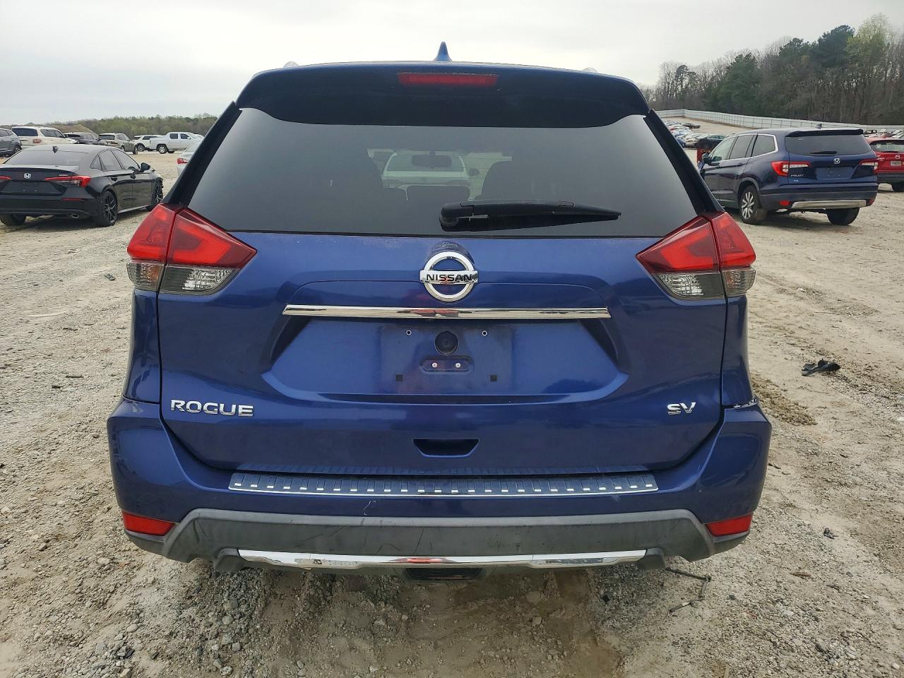 2018 NISSAN ROGUE SV photo 11