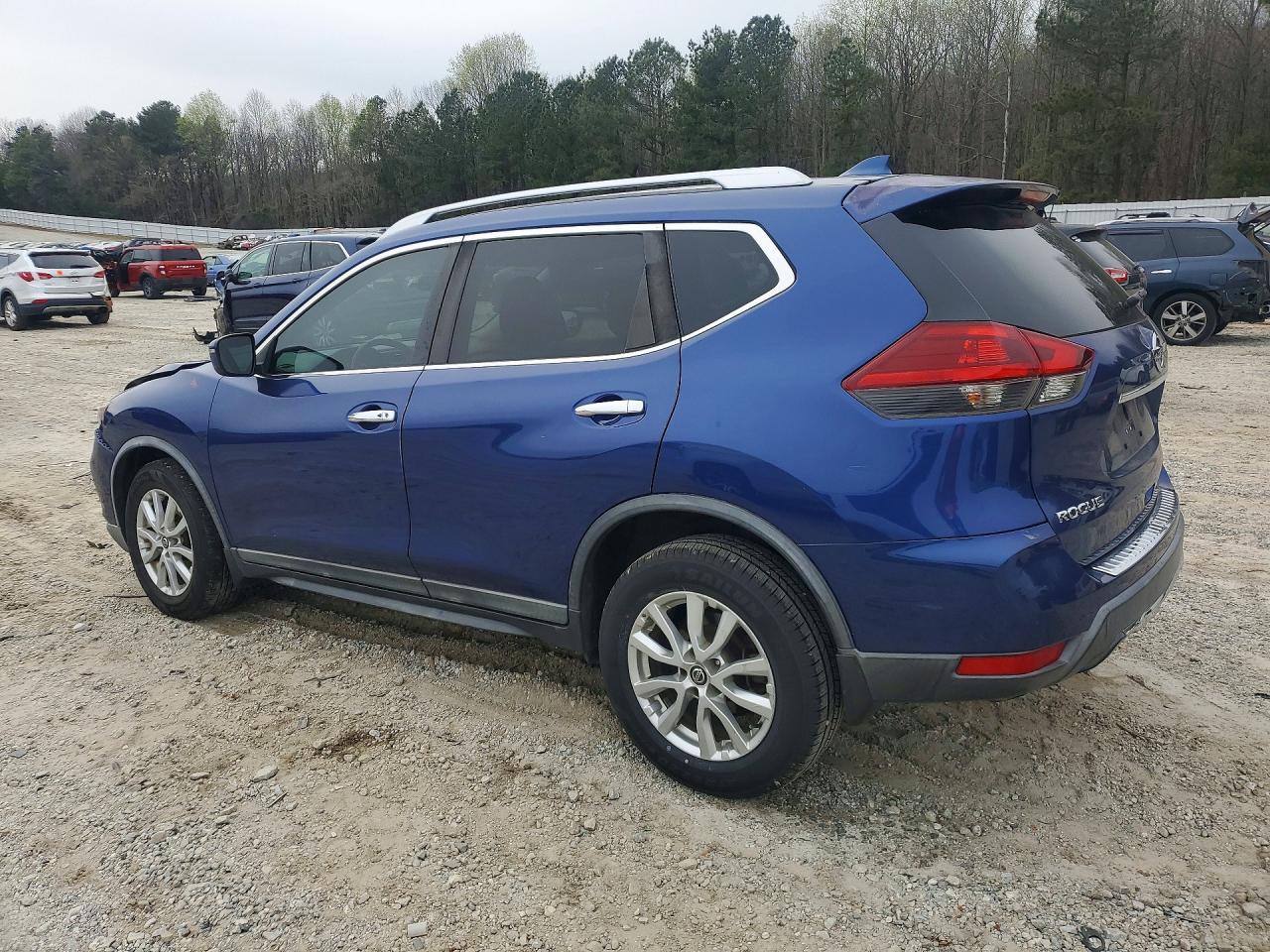 2018 NISSAN ROGUE SV photo 3