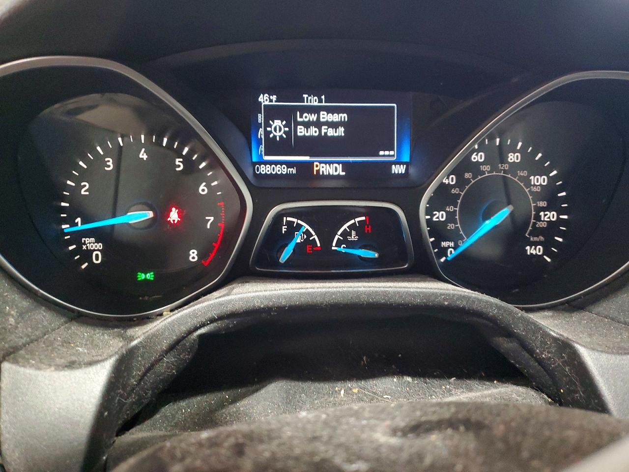 2018 FORD FOCUS SE photo 17