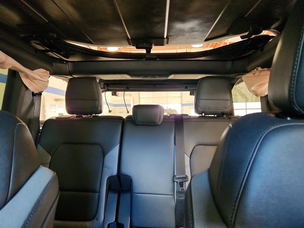 2023 FORD BRONCO BASE photo 28