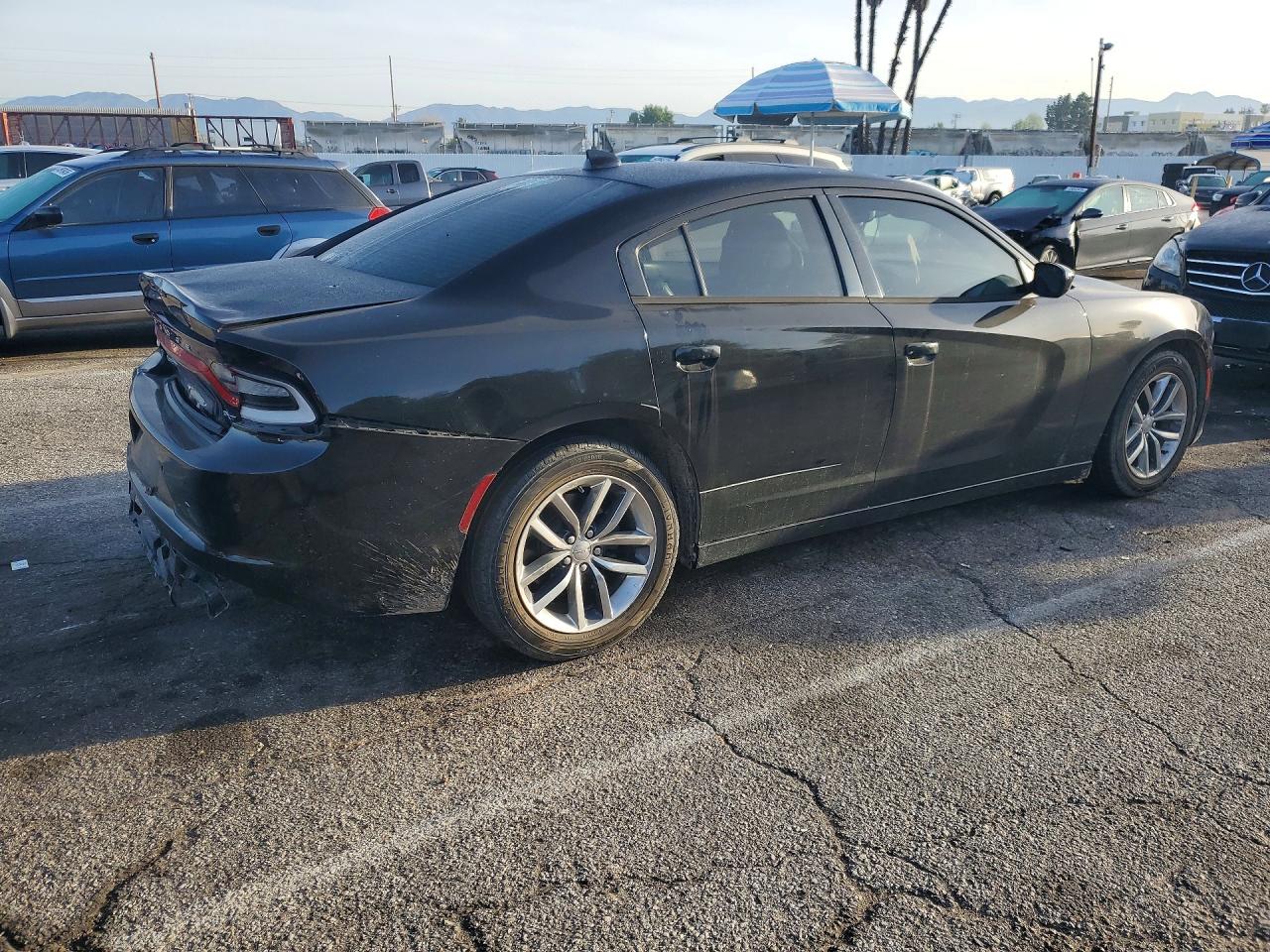 2015 DODGE CHARGER photo 7