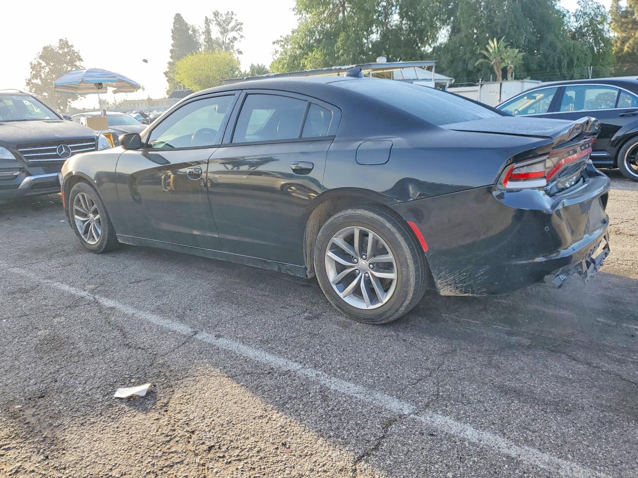 2015 DODGE CHARGER photo 4