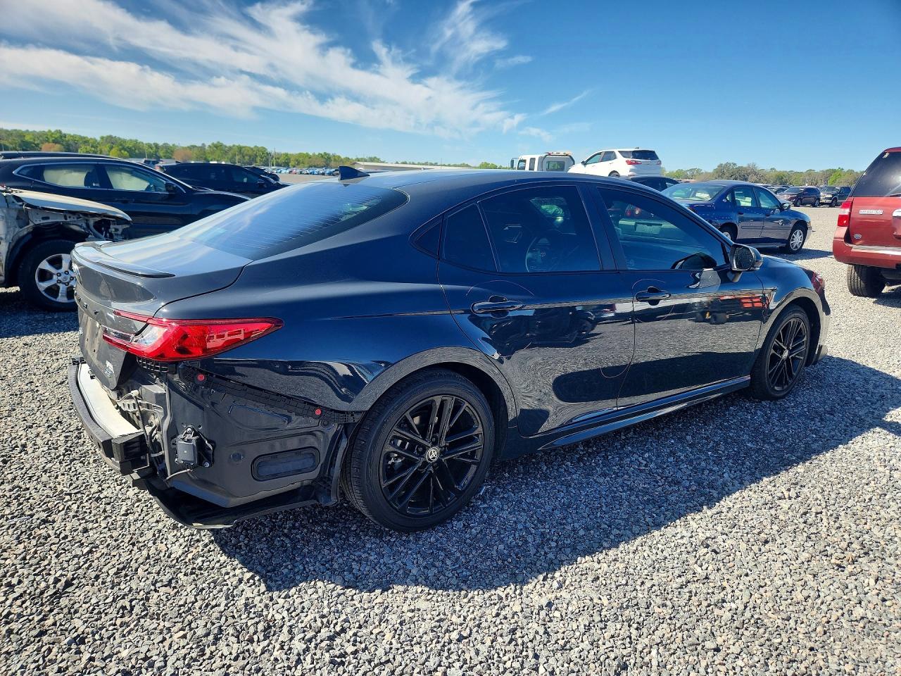 2025 TOYOTA CAMRY SE photo 5