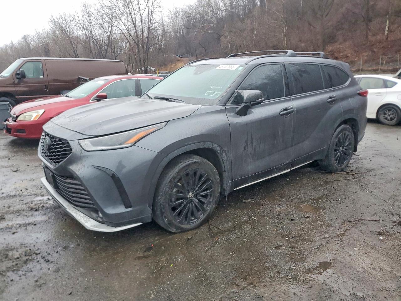 2024 TOYOTA HIGHLANDER