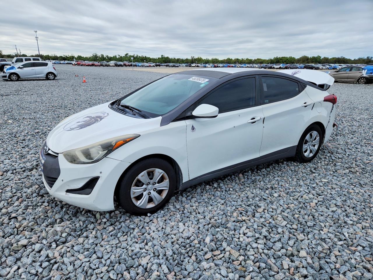 2016 HYUNDAI ELANTRA