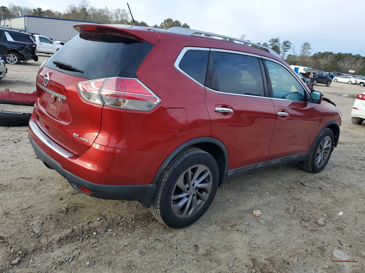 2016 NISSAN ROGUE SL photo 5